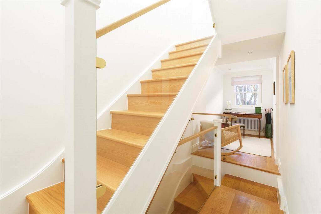 3 bedroom apartment for sale in Artesian Road, Notting Hill, London, W2